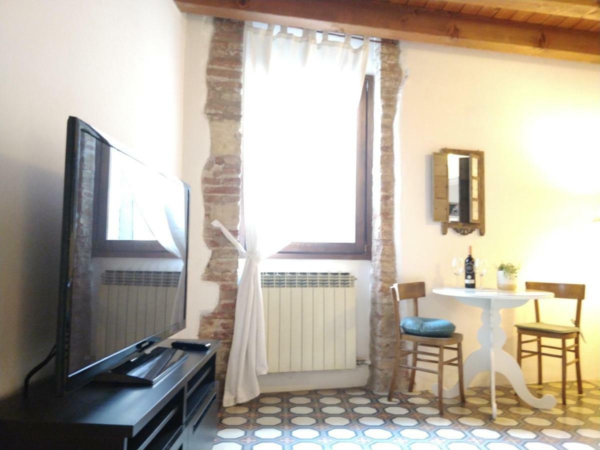 Apartamento La Casa Sui Portici Verona Exterior foto